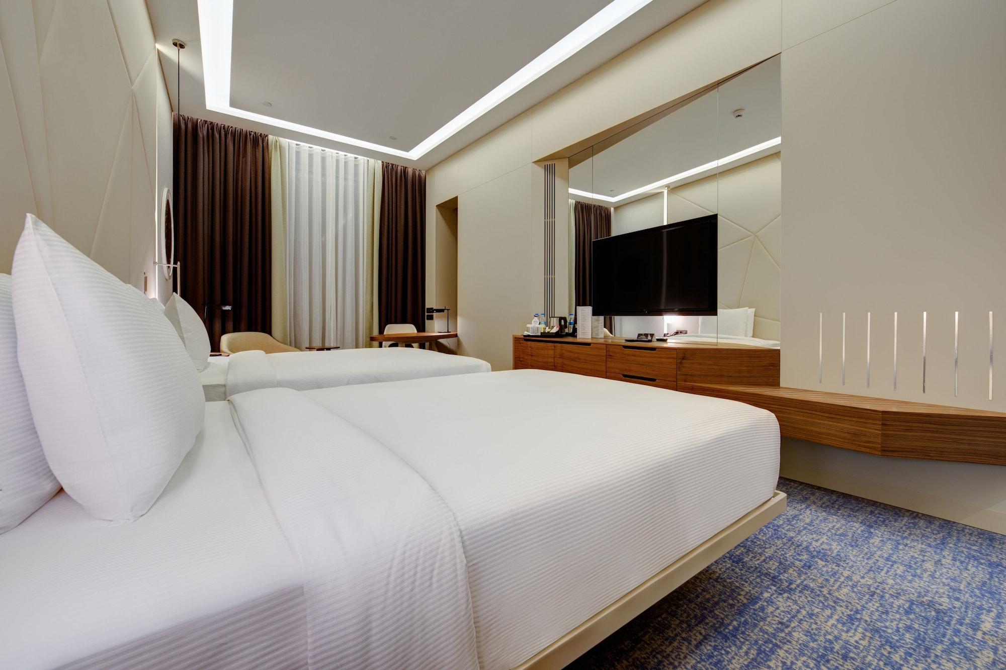 Doubletree By Hilton Adana Hotell Exteriör bild