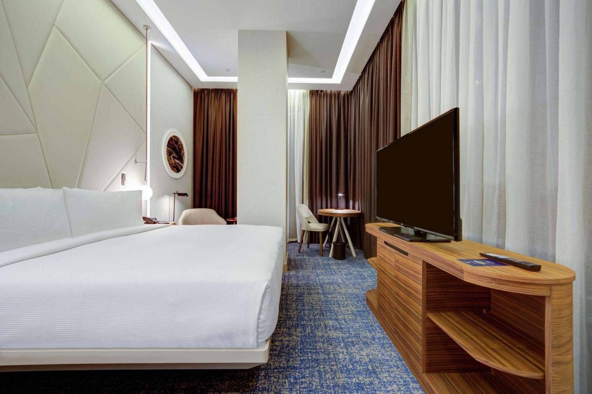 Doubletree By Hilton Adana Hotell Exteriör bild