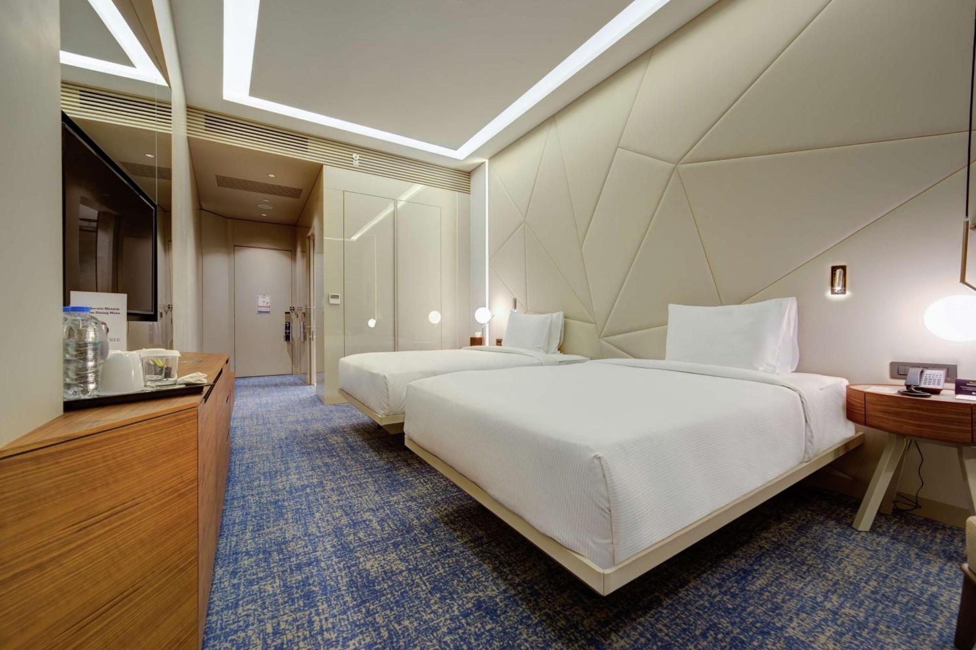 Doubletree By Hilton Adana Hotell Exteriör bild
