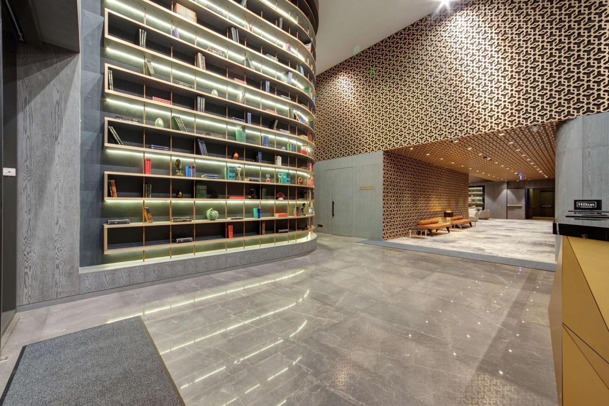 Doubletree By Hilton Adana Hotell Exteriör bild